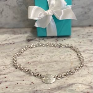Return to Tiffany Oval Tag Necklace